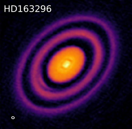 HD 163296